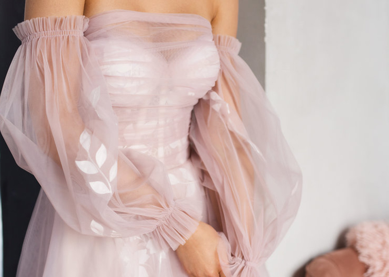 Pink — a Fashionable Color for a Wedding Dress