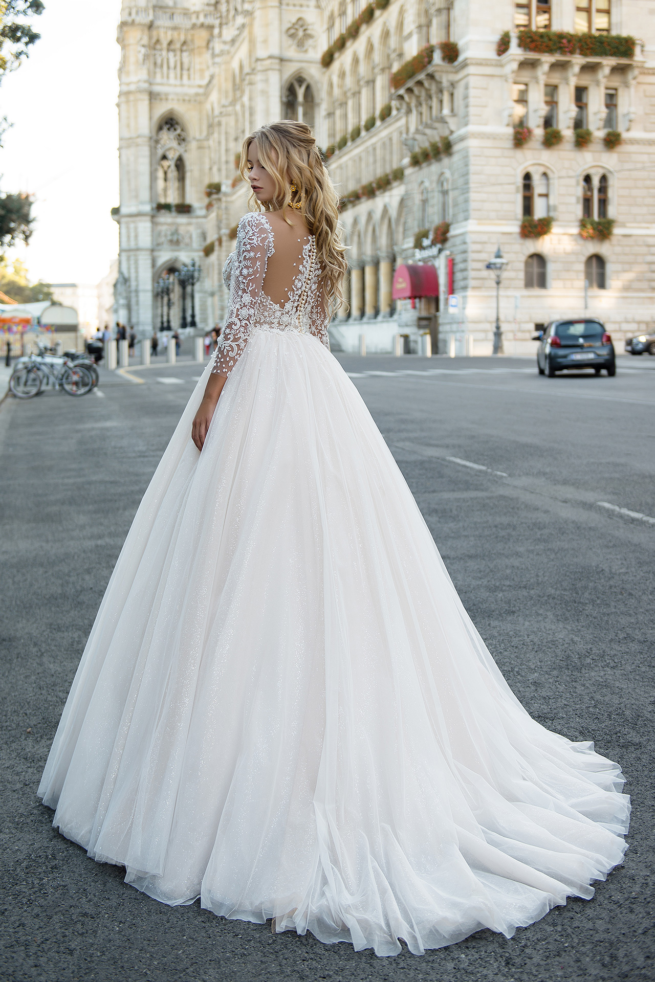 A-line tulle wedding dress, Boho tulle wedding dress, Elegant lace wedding dress, Sexy wedding dress, White tulle gown, Esmeralda