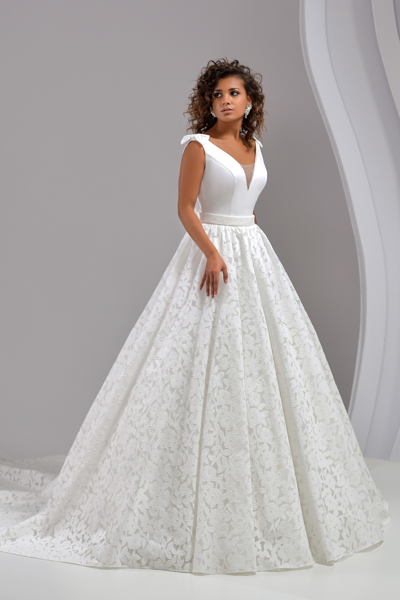 White silk wedding dress, Silk and lace wedding dress, White ball gown, Silk a line wedding dress, Silk bridal dress, Jacqueline