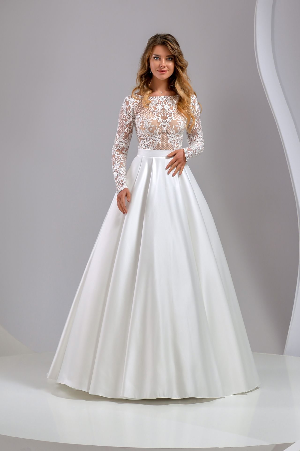 long sleeve lace top wedding dress