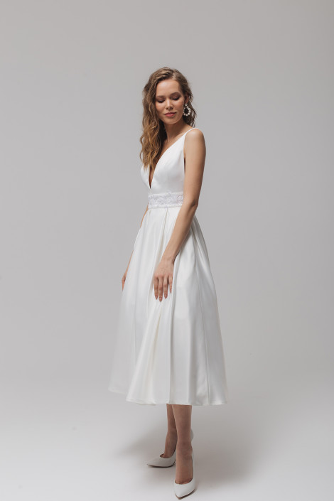 A line tea length wedding dress, Vintage style tea length wedding dress, Tea length white ball gown wedding dress, Daniela 5
