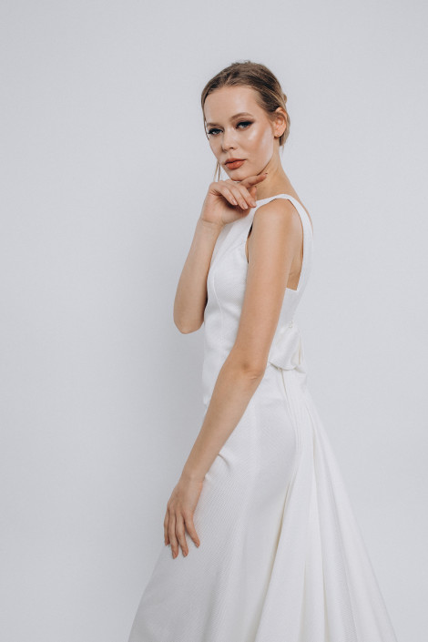Robe de mariée blanche romantique, élégante robe de mariée sirène, robe de mariée moderne 2020, robe de mariée en brocart sirène, Sesilia