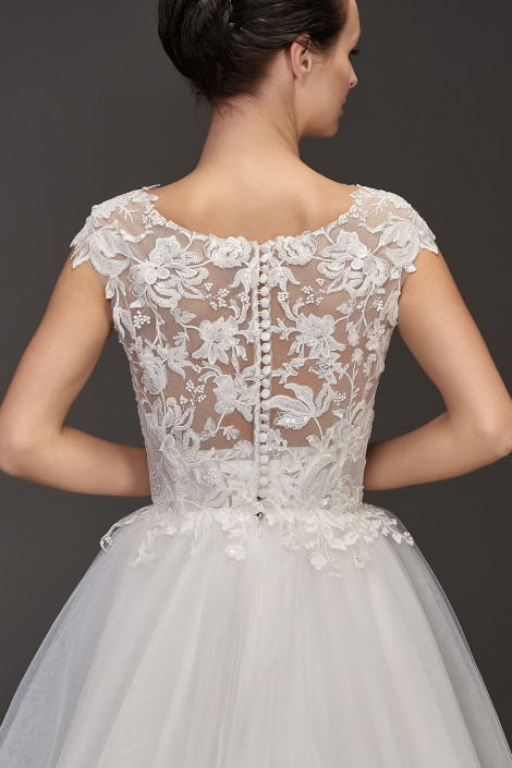 Wedding dress princess, Classic blush sleeveless bridal gown, Embroidered  lace wedding dress, Vickie 